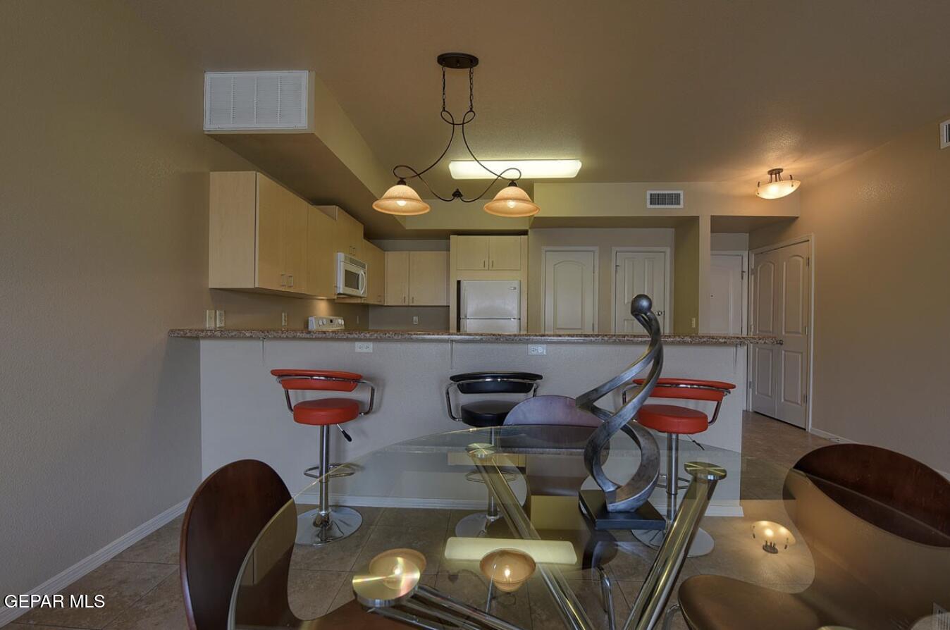 501 E Redd Road 1