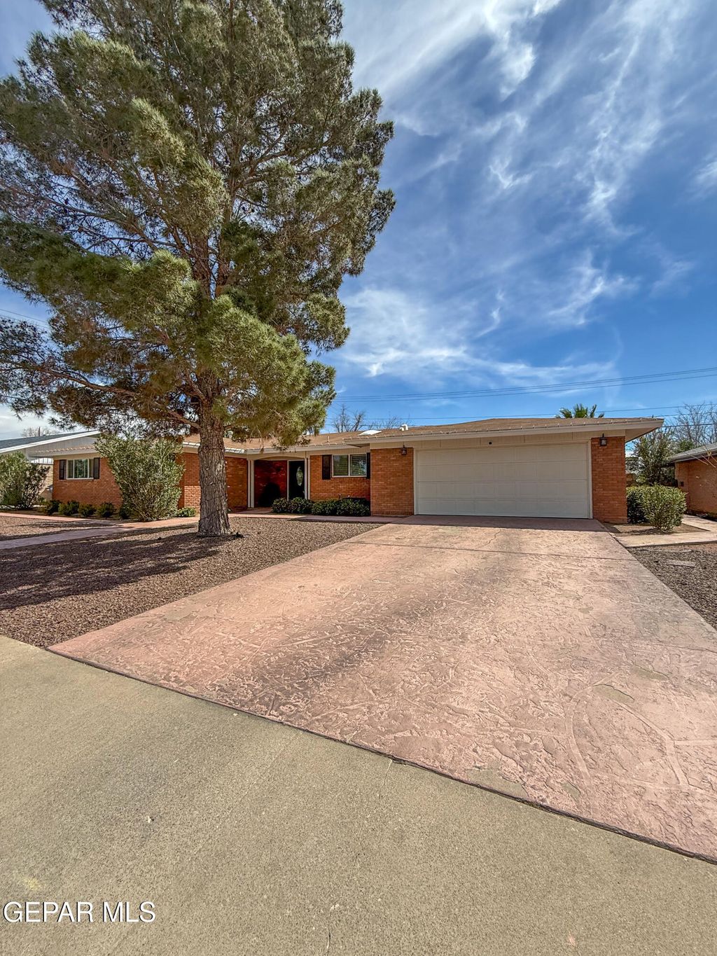 Photo of 8408 Edgemere Boulevard, El Paso, TX 79925 (MLS # 940946)