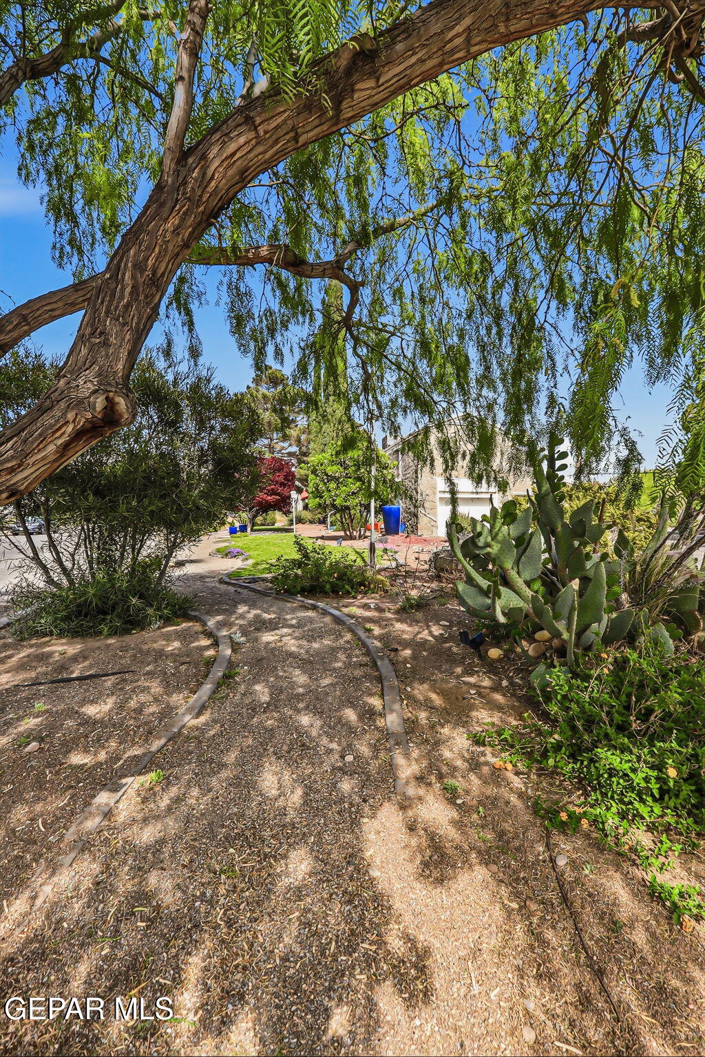 700 E BALTIMORE Drive