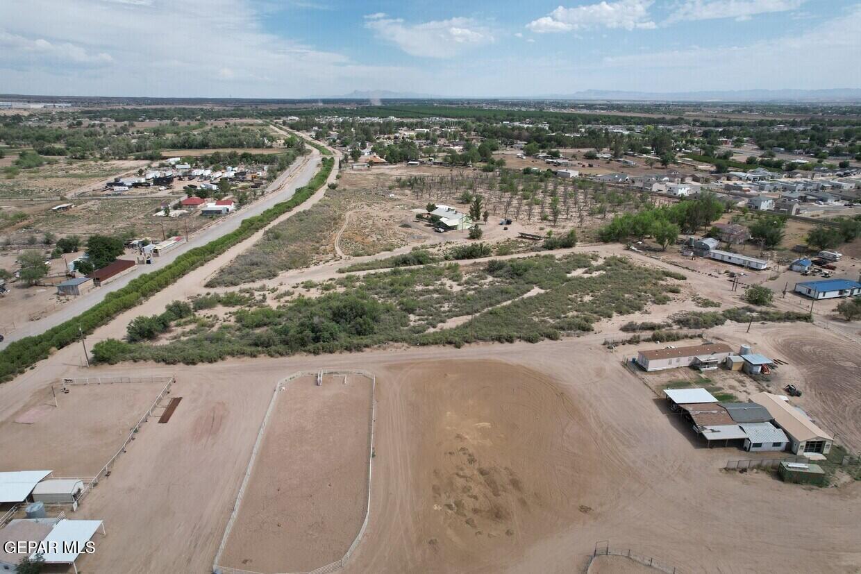 11735 N Loop Drive