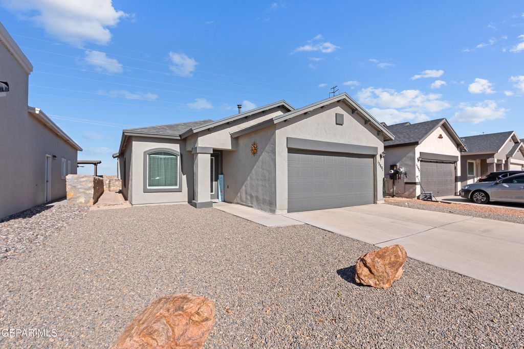 Photo of 12801 COL CHARLES BRANSON Drive, El Paso, TX 79938 (MLS # 940929)