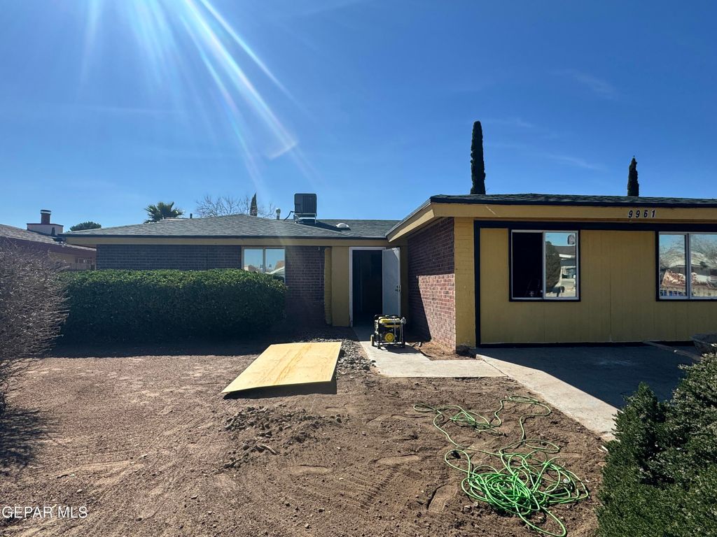 Photo of 9961 DESERT WILLOW Way, El Paso, TX 79924 (MLS # 937804)