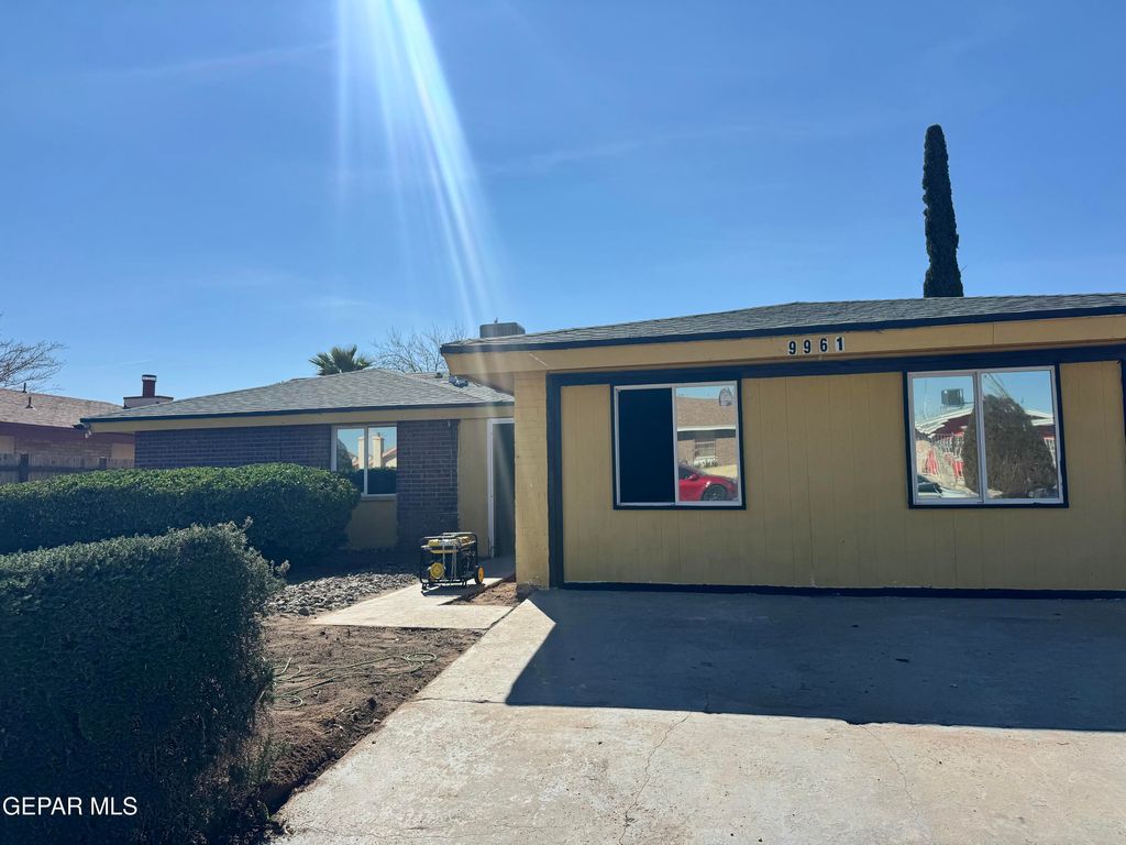 Photo of 9961 DESERT WILLOW Way, El Paso, TX 79924 (MLS # 937804)