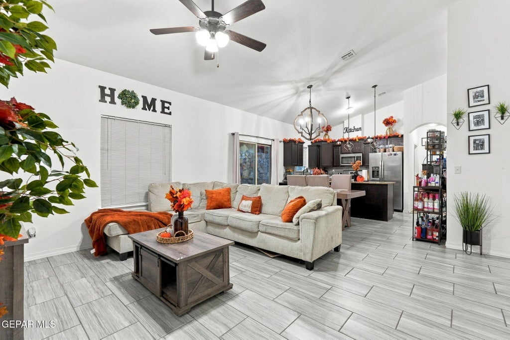 Photo of 13321 TUGGLE Road, El Paso, TX 79928 (MLS # 951603)