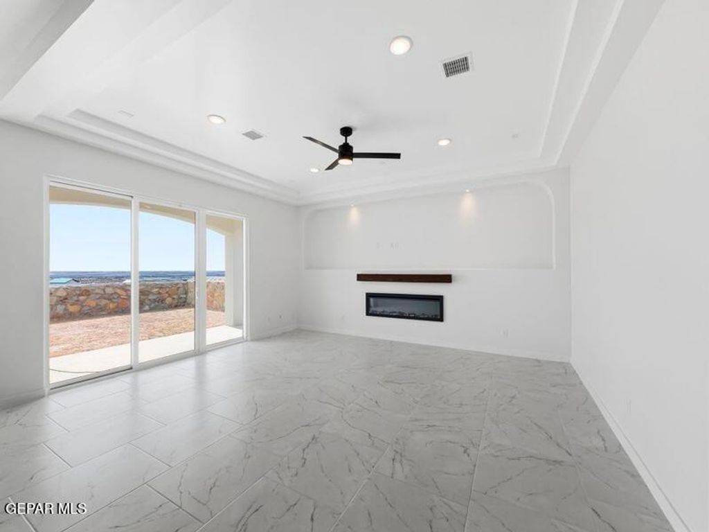 Photo of 14409 Raywood Drive, Horizon City, TX 79928 (MLS # 941767)