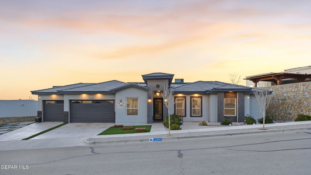 Photo of 12297 Clifton Hill Road, El Paso, TX 79928 (MLS # 943904)
