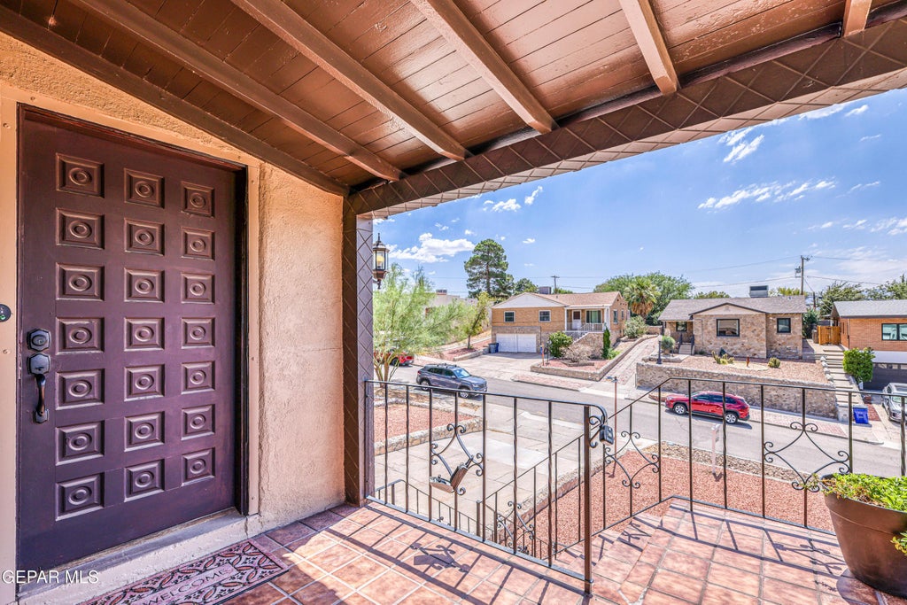 Photo of 825 Galloway Drive, El Paso, TX 79902 (MLS # 950711)