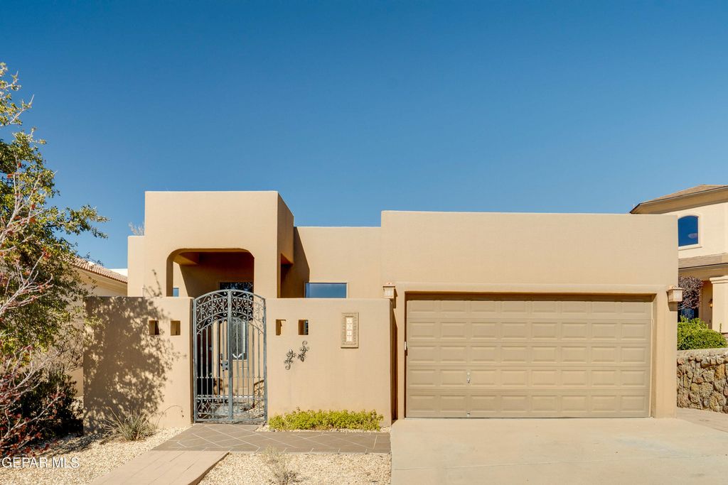 Photo of 6317 Franklin Gate Drive, El Paso, TX 79912 (MLS # 936681)