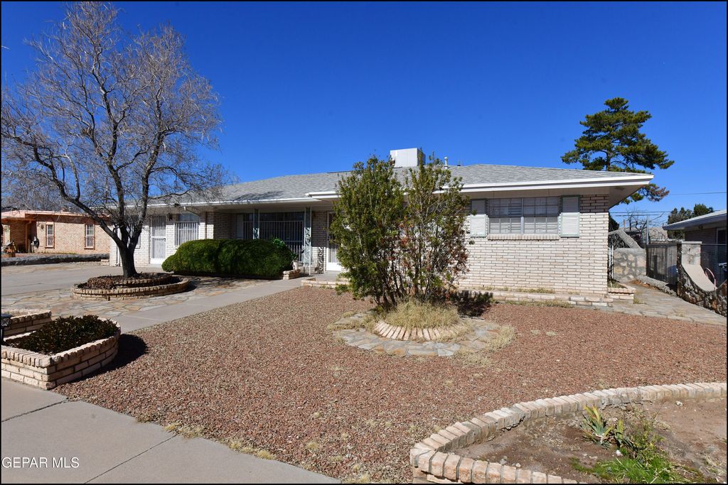 Photo of 10309 WOODRUFF Court, El Paso, TX 79925 (MLS # 937422)