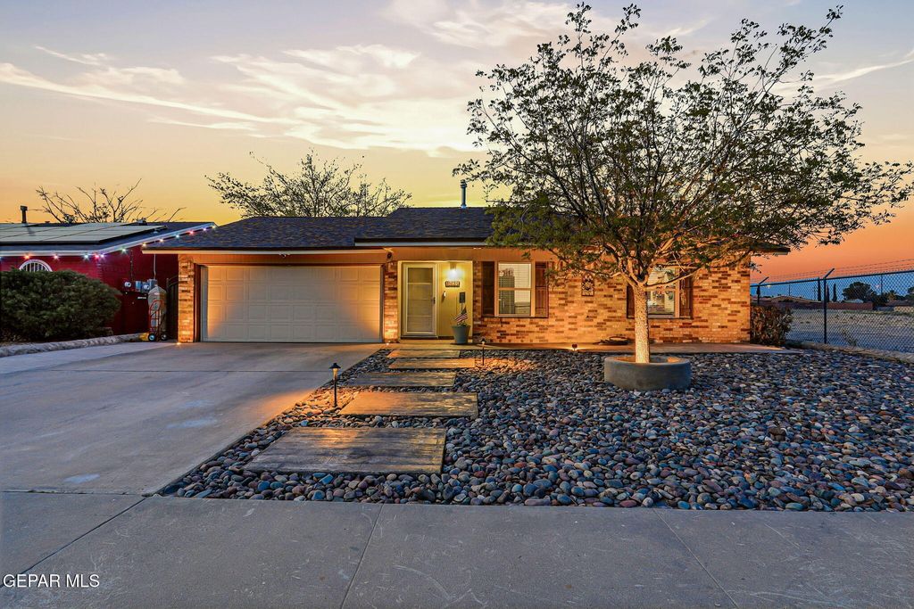 Photo of 11025 PADUCAH Avenue, El Paso, TX 79936 (MLS # 941299)