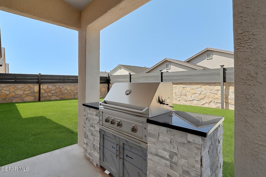 Photo of 3609 Bob Snead Drive, El Paso, TX 79938 (MLS # 933161)