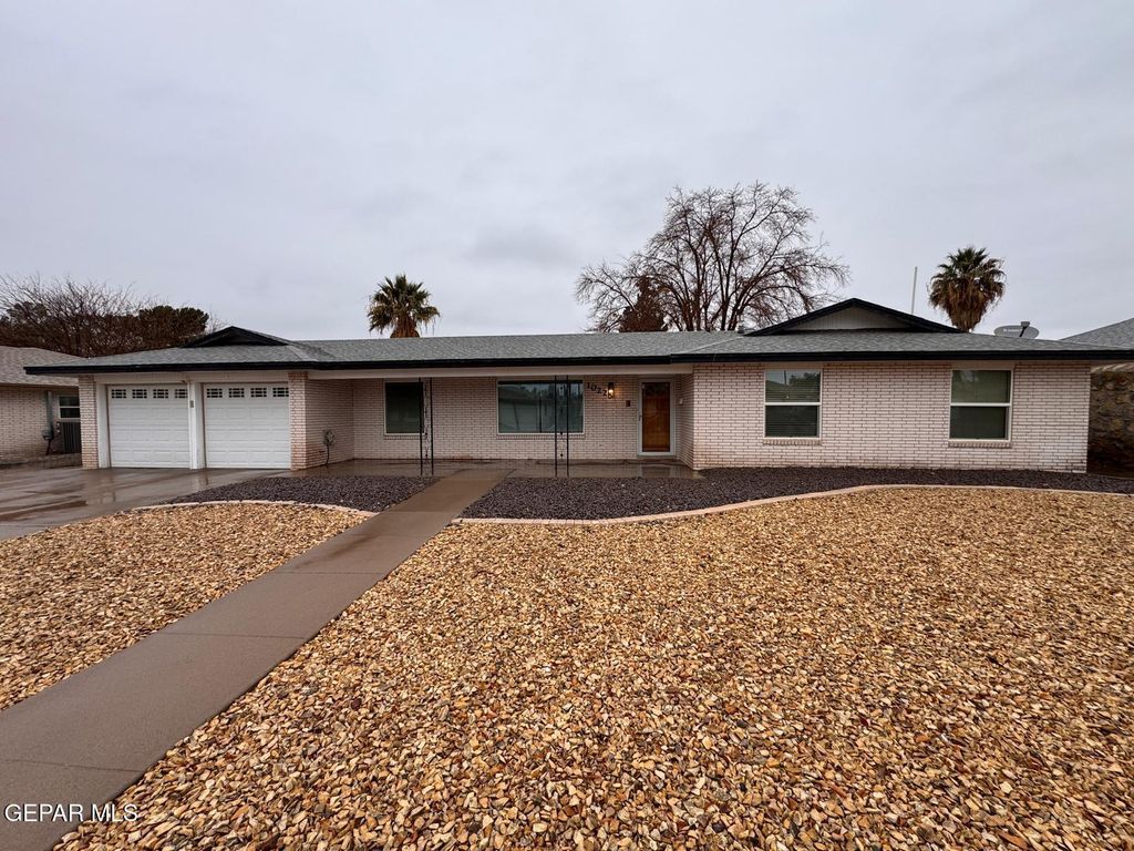 Photo of 10225 BYWAY Drive, El Paso, TX 79925 (MLS # 937143)