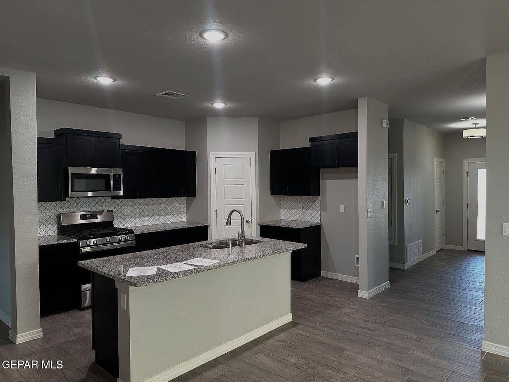Photo of 740 Plains Blackfoot Drive, Socorro, TX 79927 (MLS # 932486)
