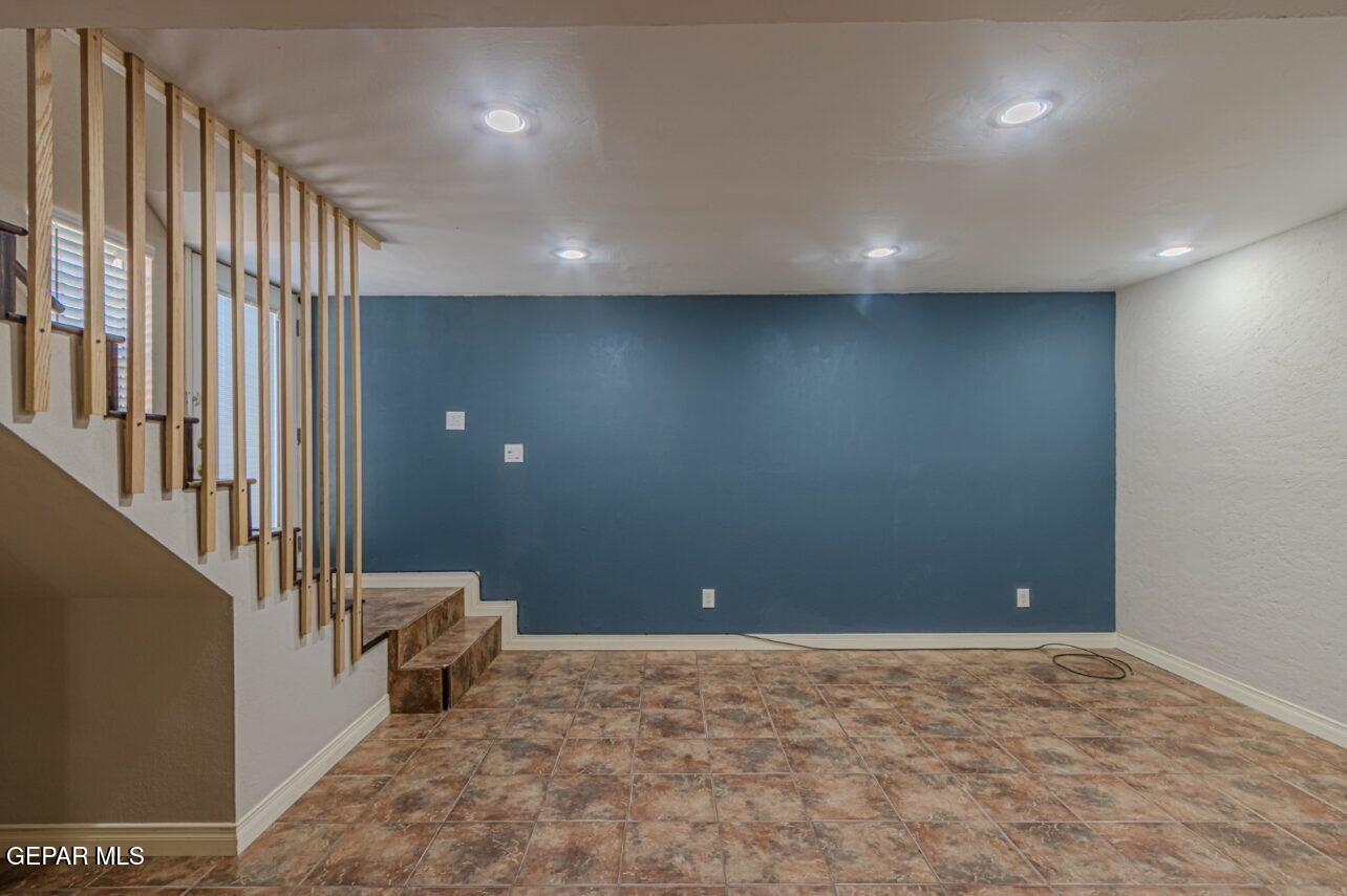 11105 La Quinta Place C