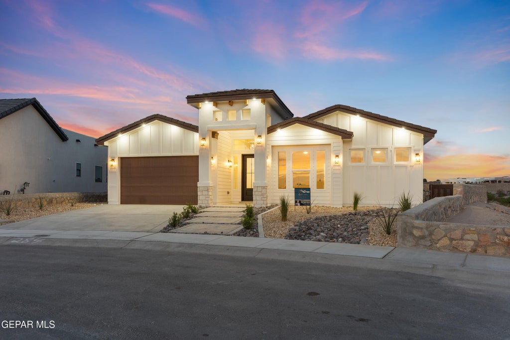 Photo of 284 Emerald Dust Place, Horizon City, TX 79928 (MLS # 946059)