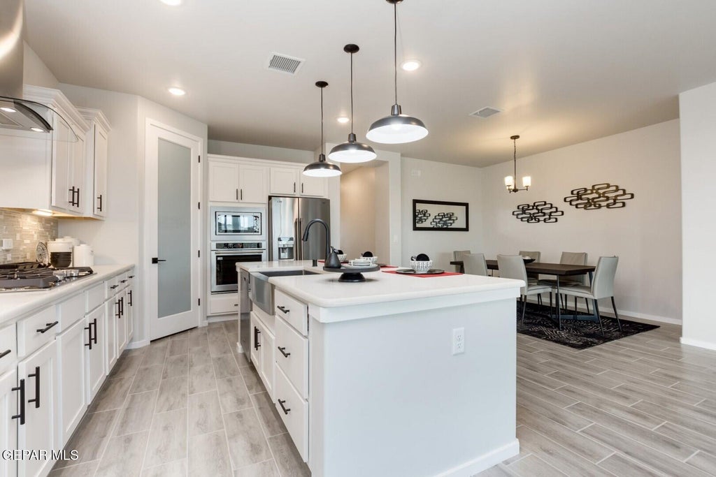 Photo of 708 Paseo Del Agua Street, Horizon City, TX 79928 (MLS # 945098)
