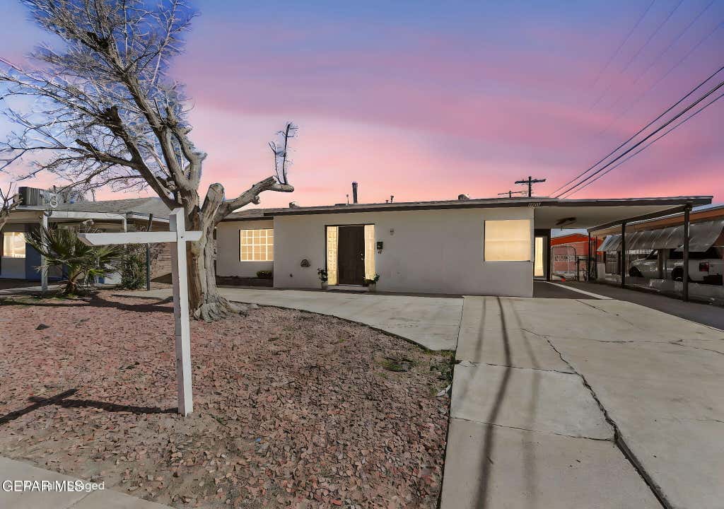Photo of 8804 MOUNT DELANO Drive, El Paso, TX 79904 (MLS # 938072)