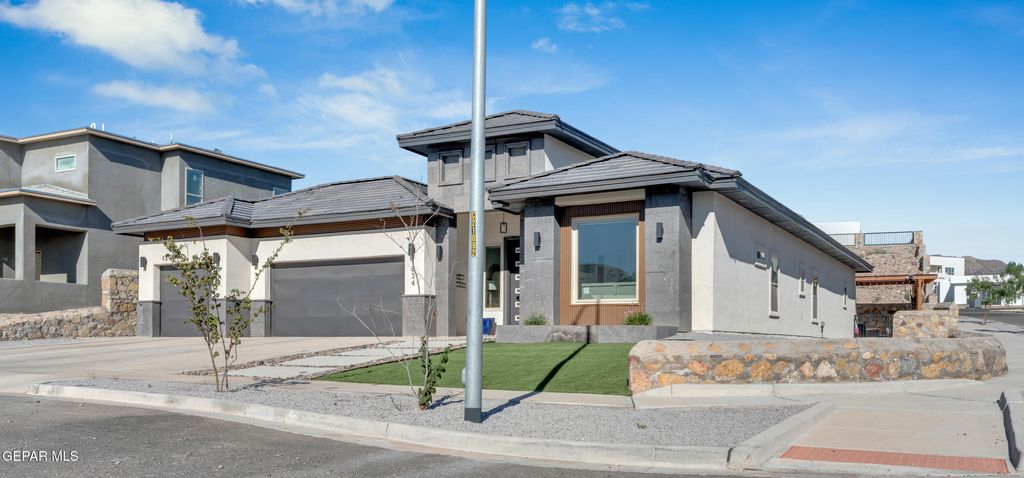 Photo of 1834 Pommel Place, El Paso, TX 79911 (MLS # 932463)
