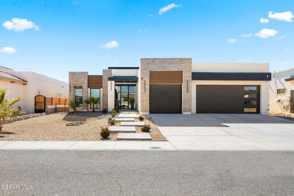 Photo of 332 RIO PINSAQUI Court, El Paso, TX 79932 (MLS # 938626)