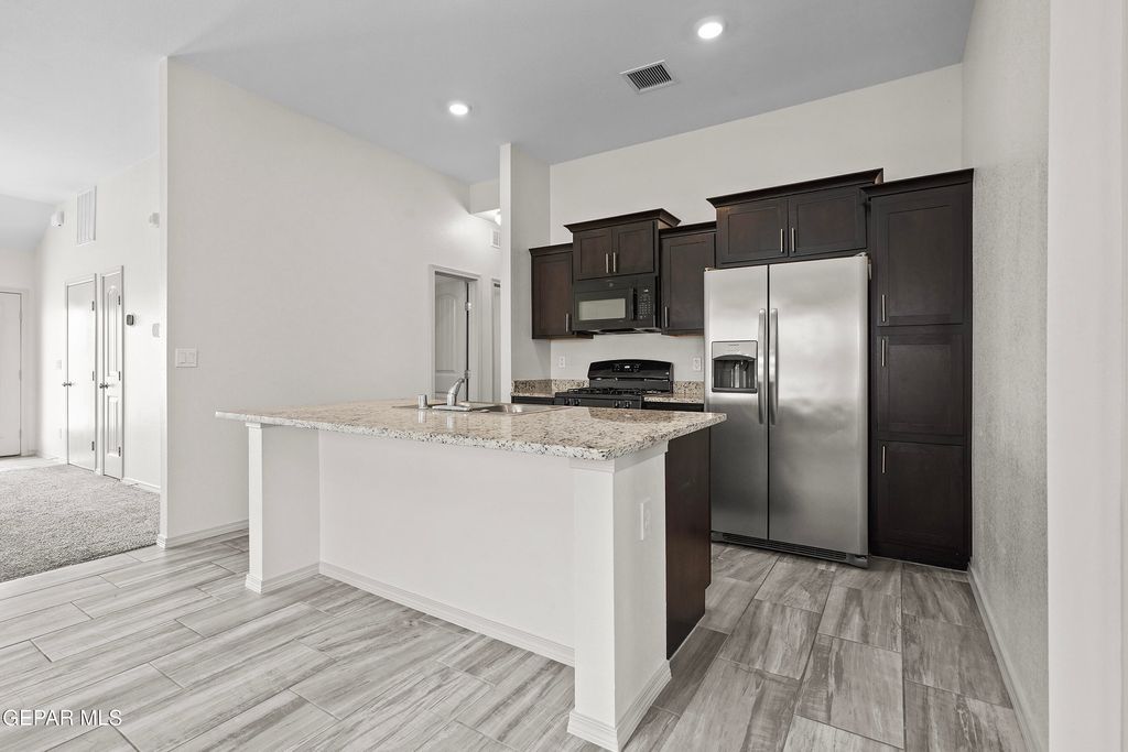 Photo of 12717 GLORIA CASTILLO Street, El Paso, TX 79938 (MLS # 942142)