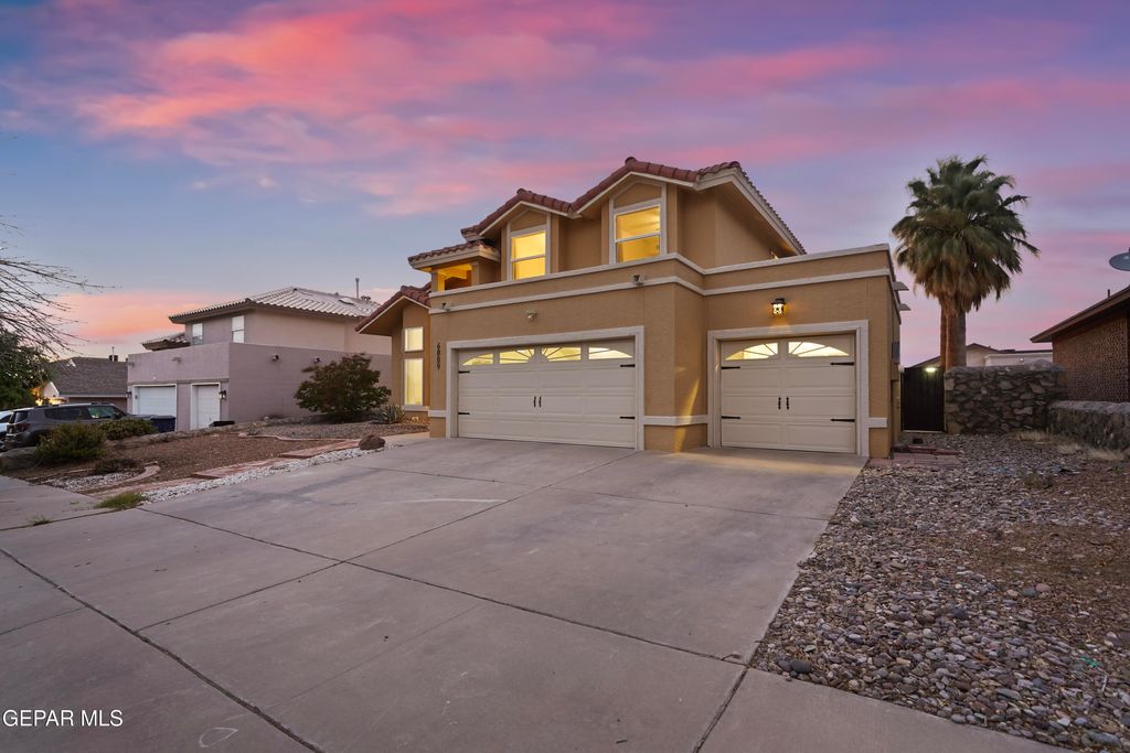 Photo of 6809 ECHO CLIFFS Drive, El Paso, TX 79912 (MLS # 942619)