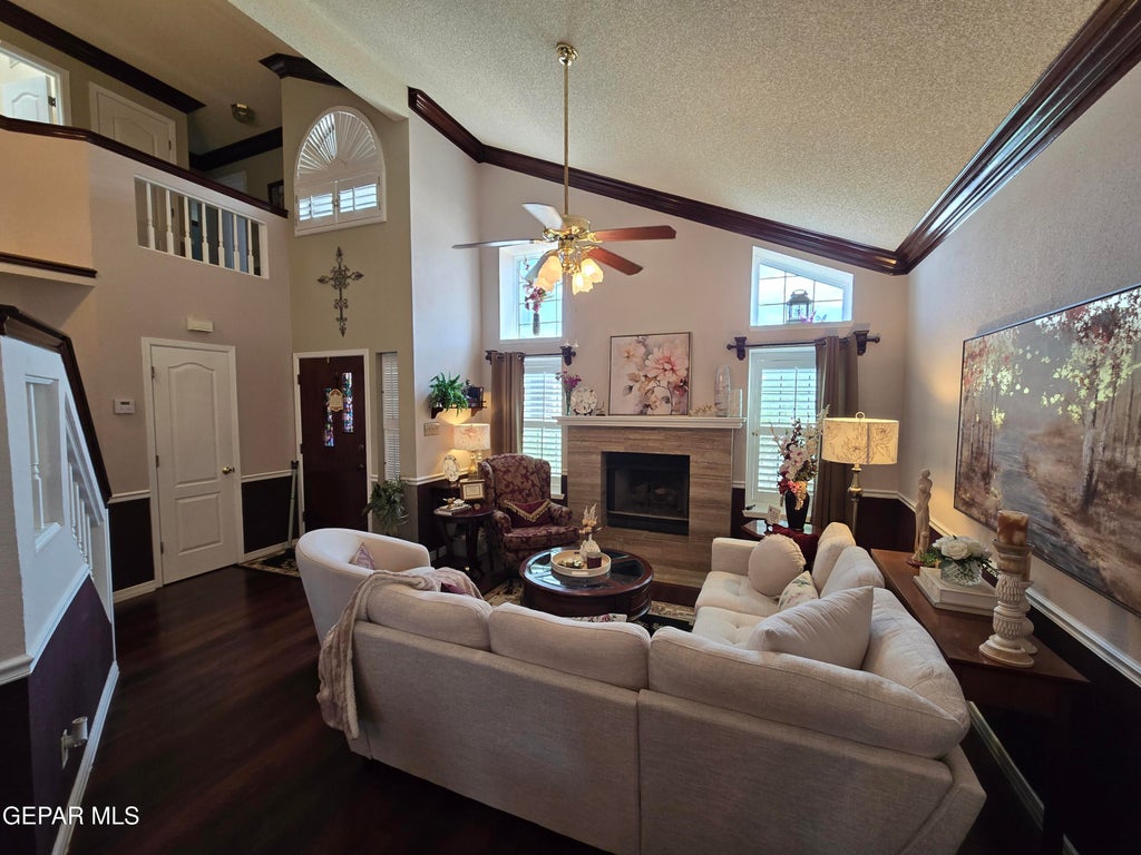 Photo of 1016 JAN ELLYN Lane, El Paso, TX 79912 (MLS # 948125)