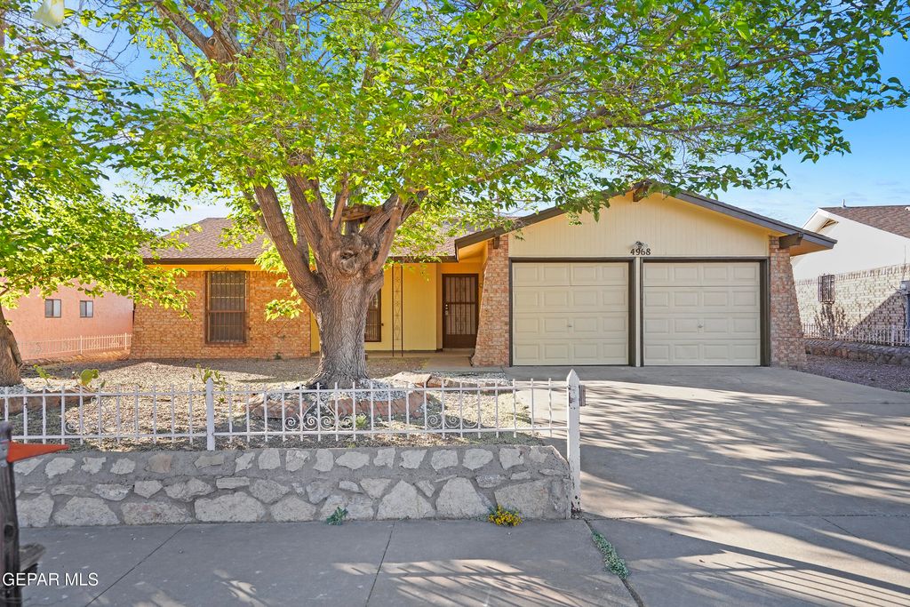 Photo of 4968 GRAPELAND Drive, El Paso, TX 79924 (MLS # 941015)