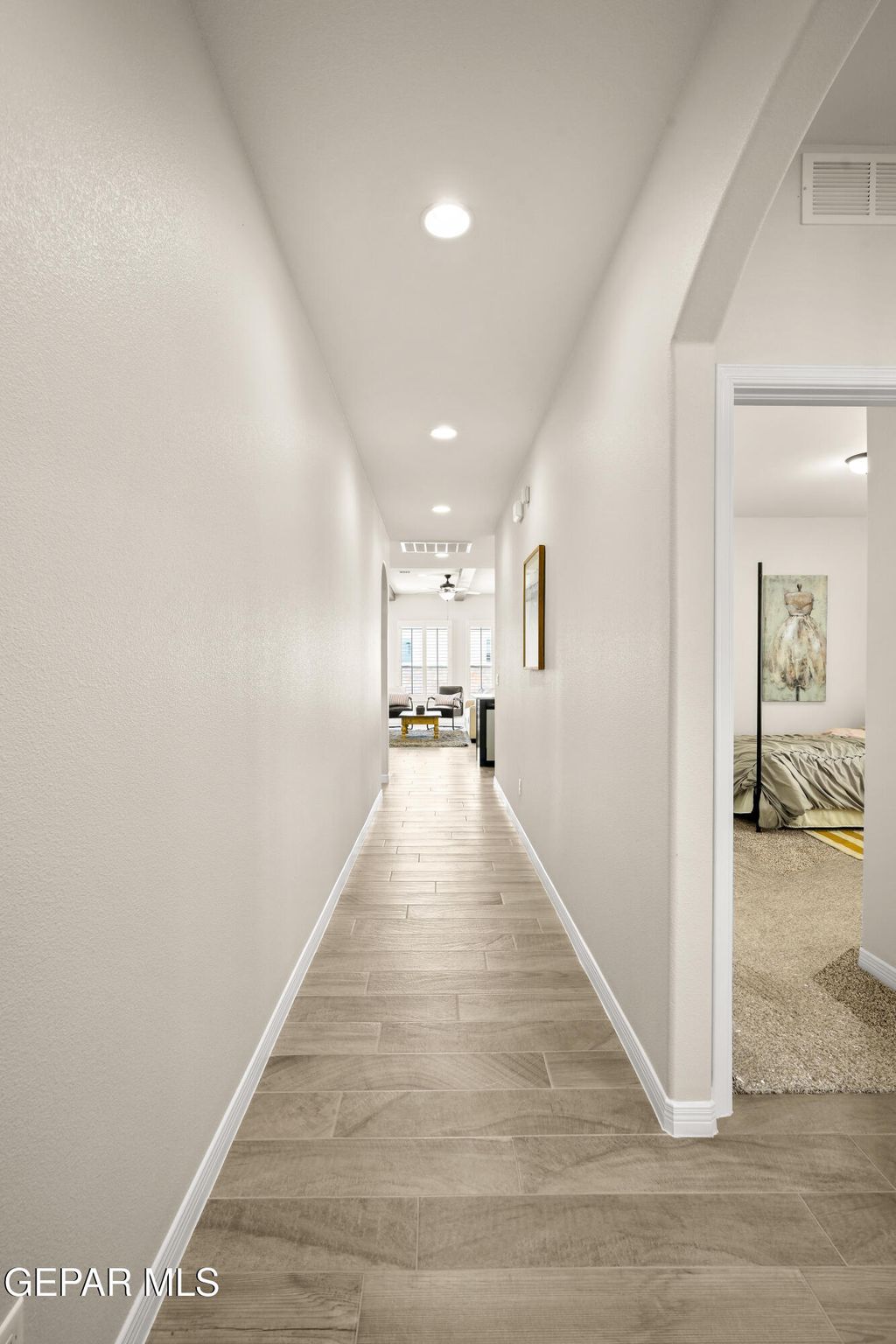 Photo of 13956 Paseo Central Avenue, Horizon City, TX 79928 (MLS # 939431)