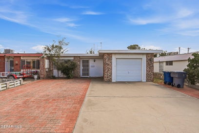 10648 CARDIGAN Drive El Paso TX 79935