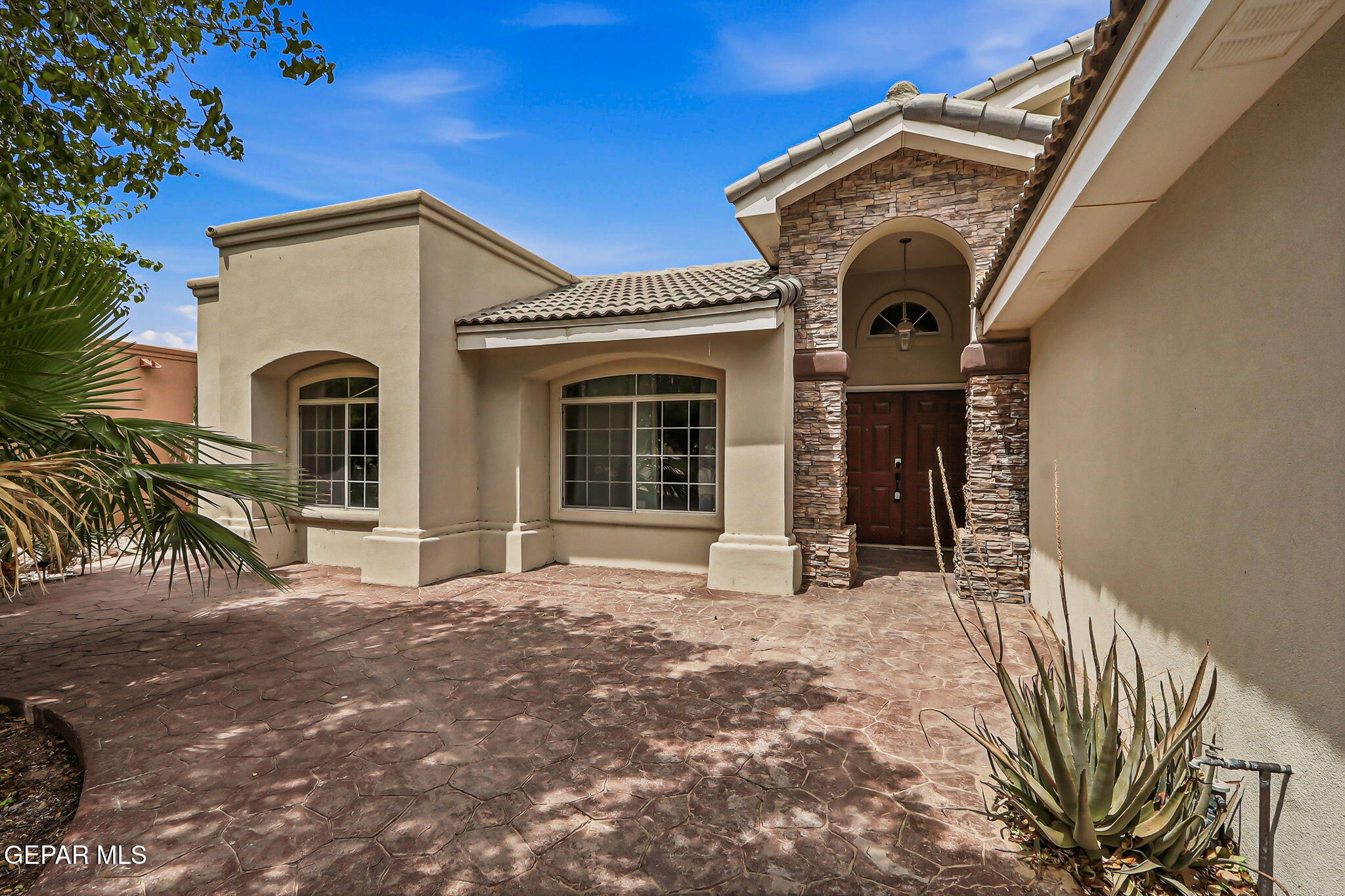 6279 VIALE DEL SOL Avenue