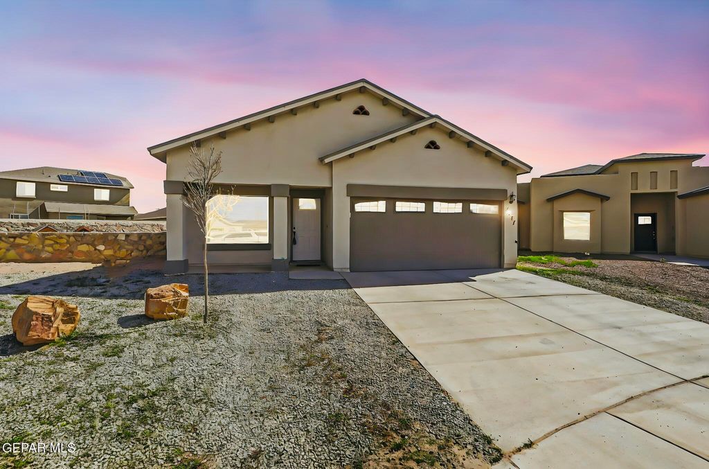 Photo of 11677 Flor Freesia Drive, Socorro, TX 79927 (MLS # 932642)