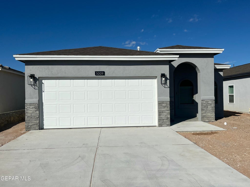 Photo of 14509 BRIANNA LEAH Drive, El Paso, TX 79938 (MLS # 953205)