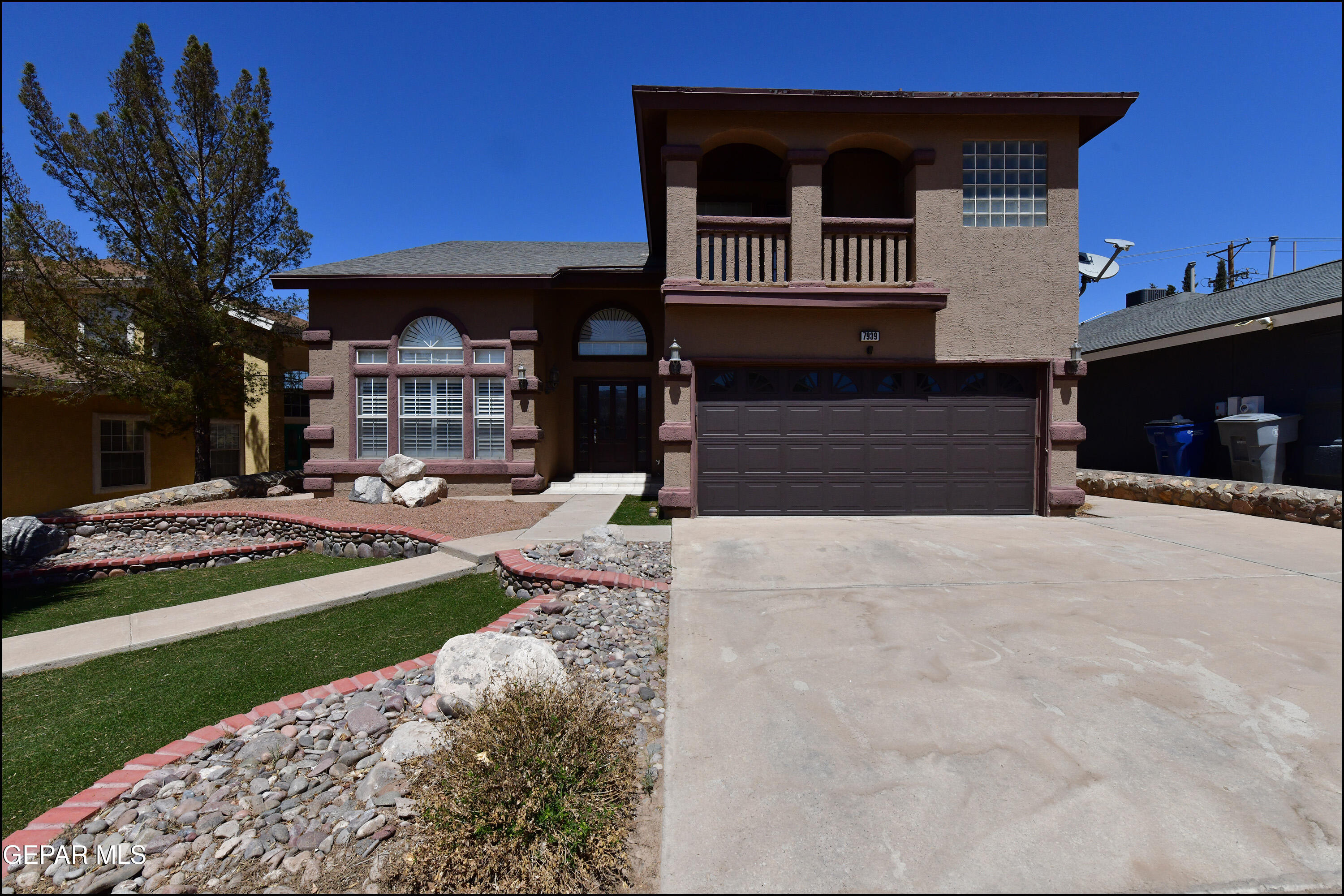 7939 NIGHT FALL Place