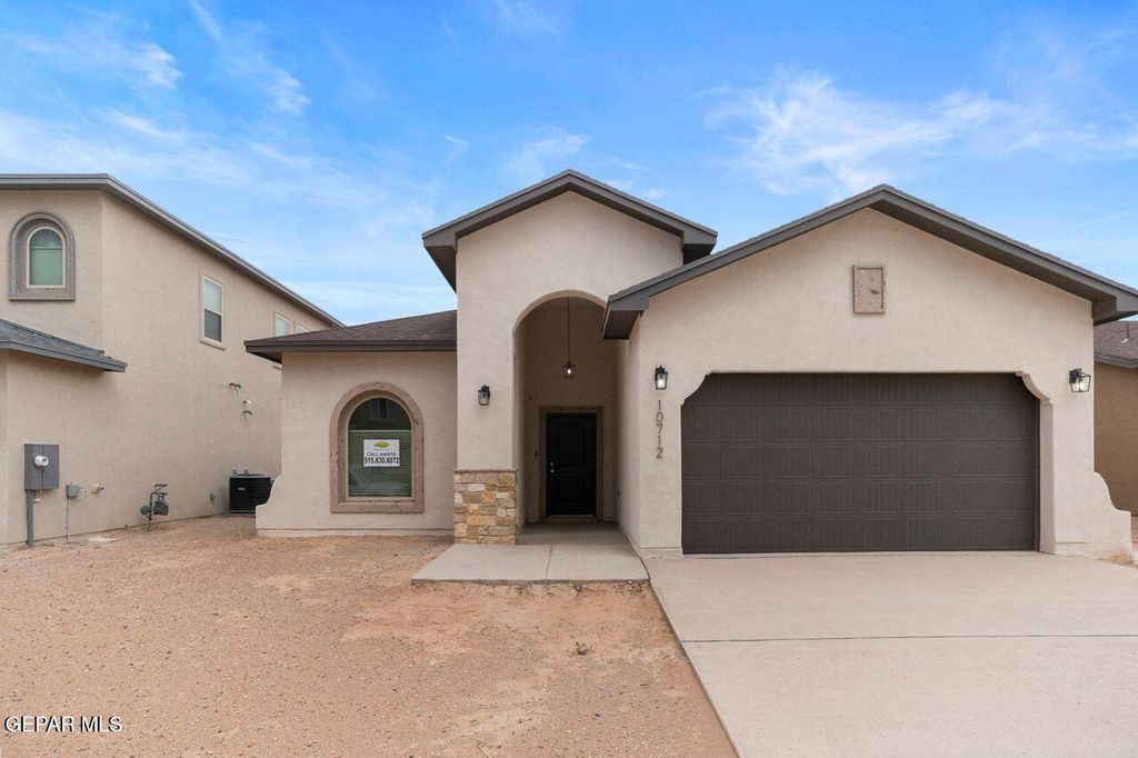 Photo of 413 Deserts Drive, Socorro, TX 79927 (MLS # 931247)