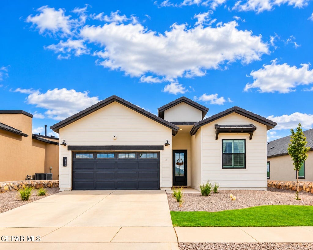 Photo of 12400 POLO NORTE Drive, El Paso, TX 79934 (MLS # 952482)