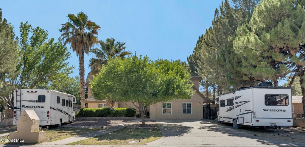 Photo of 6007 Oleaster Drive, El Paso, TX 79932 (MLS # 944235)