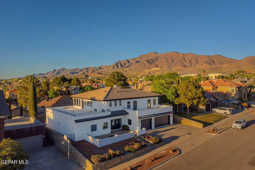 Photo of 6509 MAJESTIC RIDGE Drive, El Paso, TX 79912 (MLS # 942017)