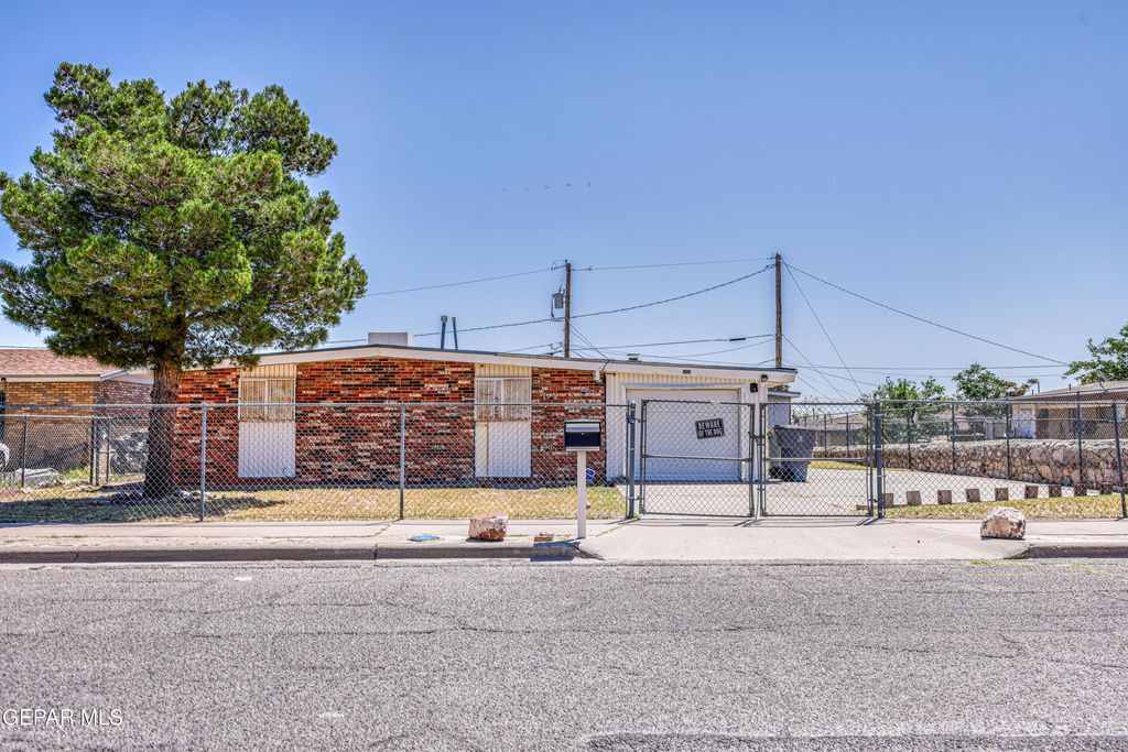 Photo of 8308 POLARIS Street, El Paso, TX 79904 (MLS # 943851)