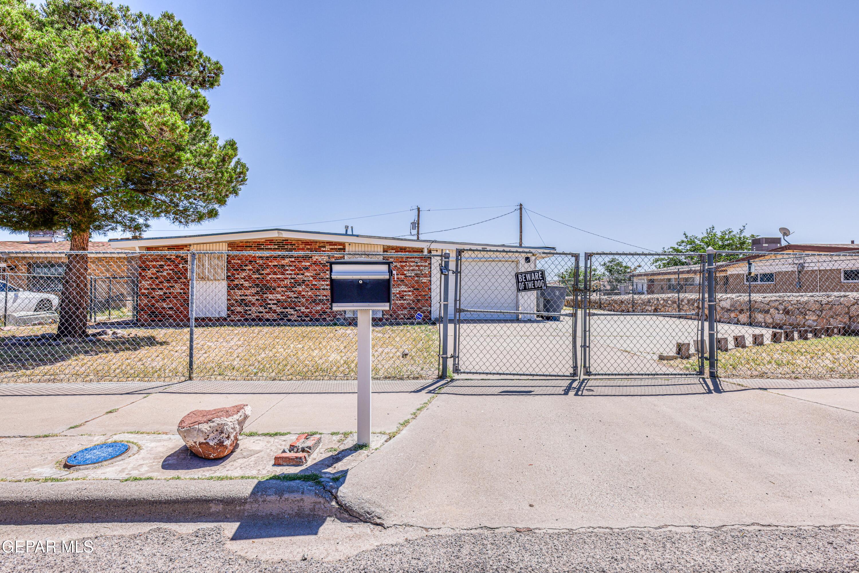 8308 POLARIS Street