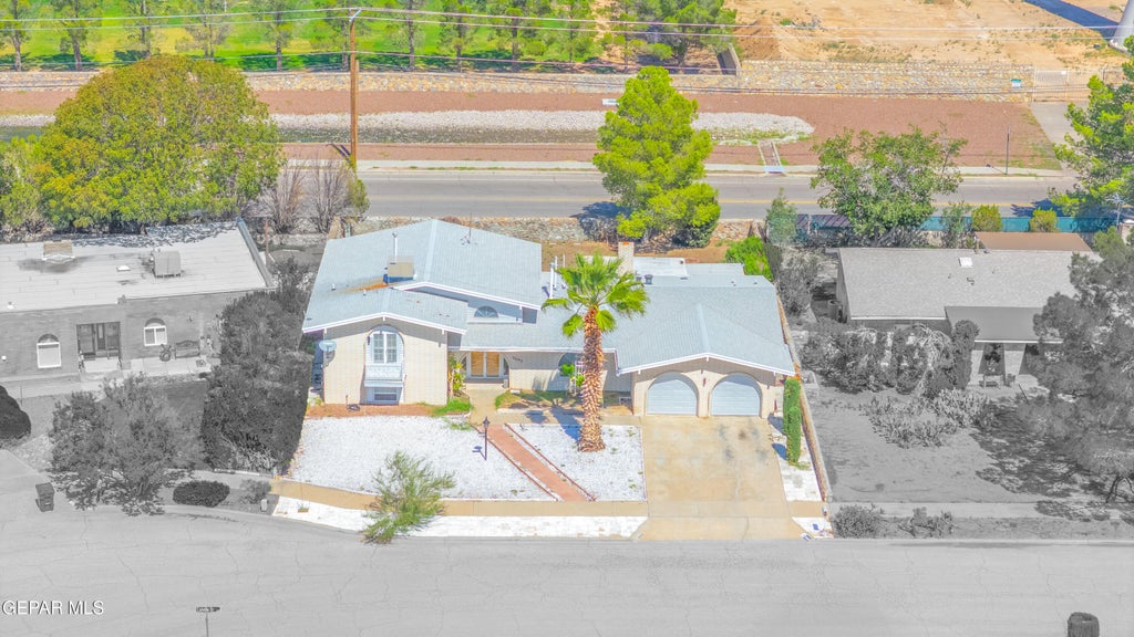 Photo of 3603 Colville Drive, Horizon City, TX 79928 (MLS # 952935)