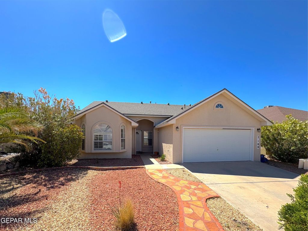 Photo of 7100 TIERRA ROJA Street, El Paso, TX 79912 (MLS # 942842)