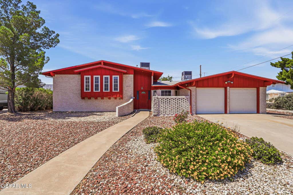 Photo of 5821 Vista Corona Court, El Paso, TX 79912 (MLS # 949165)