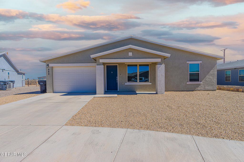 Photo of 948 Orangetip Drive, Horizon City, TX 79928 (MLS # 939589)