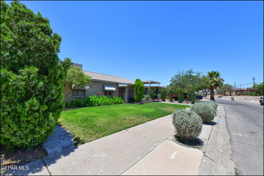 Photo of 5316 Gary Owen Road, El Paso, TX 79903 (MLS # 946468)