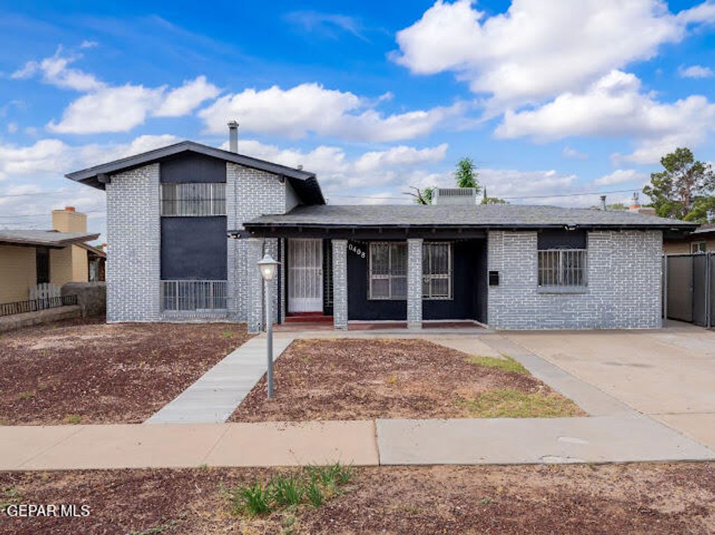 Photo of 10408 MEDWOOD Drive, El Paso, TX 79935 (MLS # 943679)