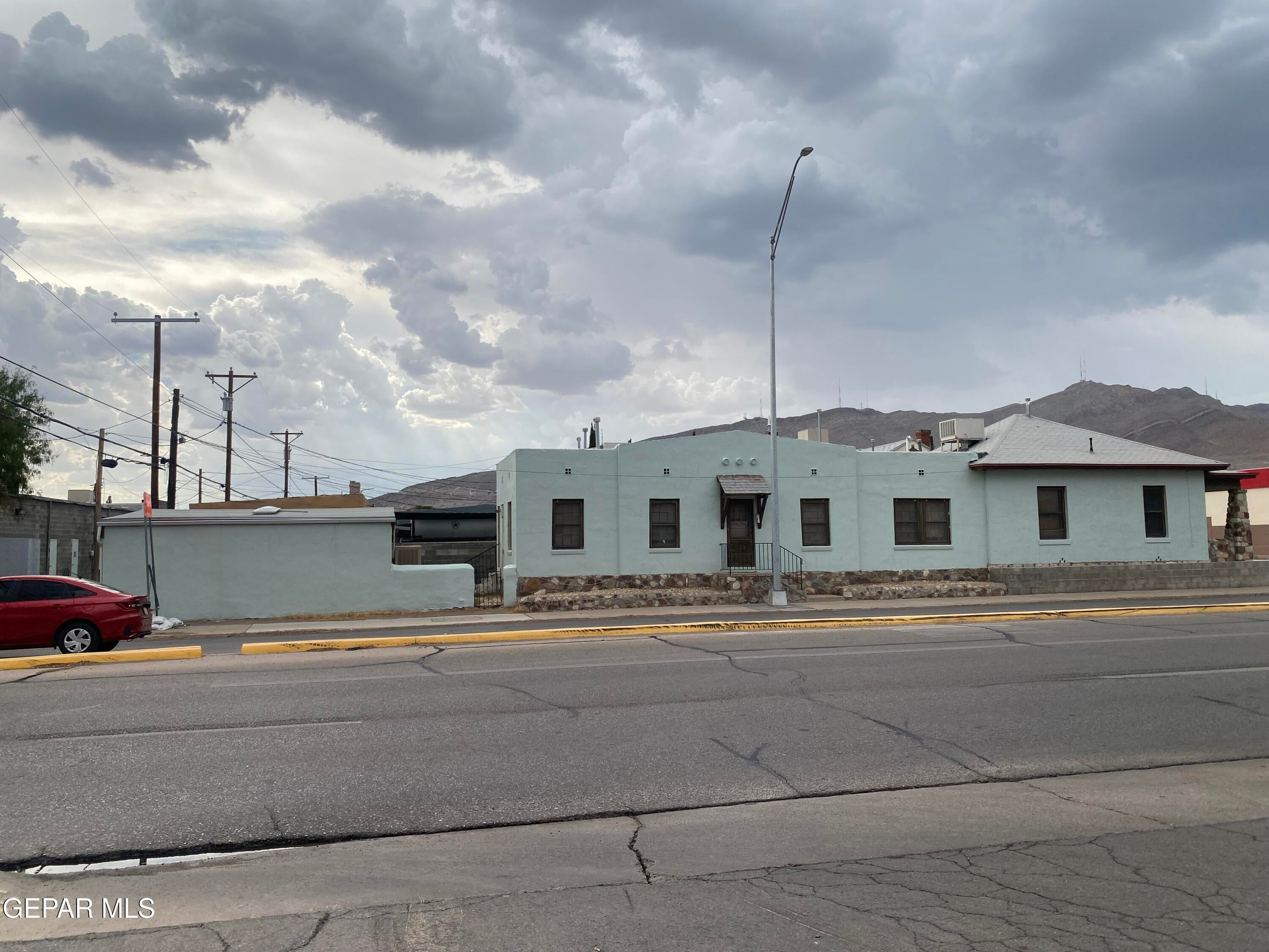 3530 TULAROSA Avenue
