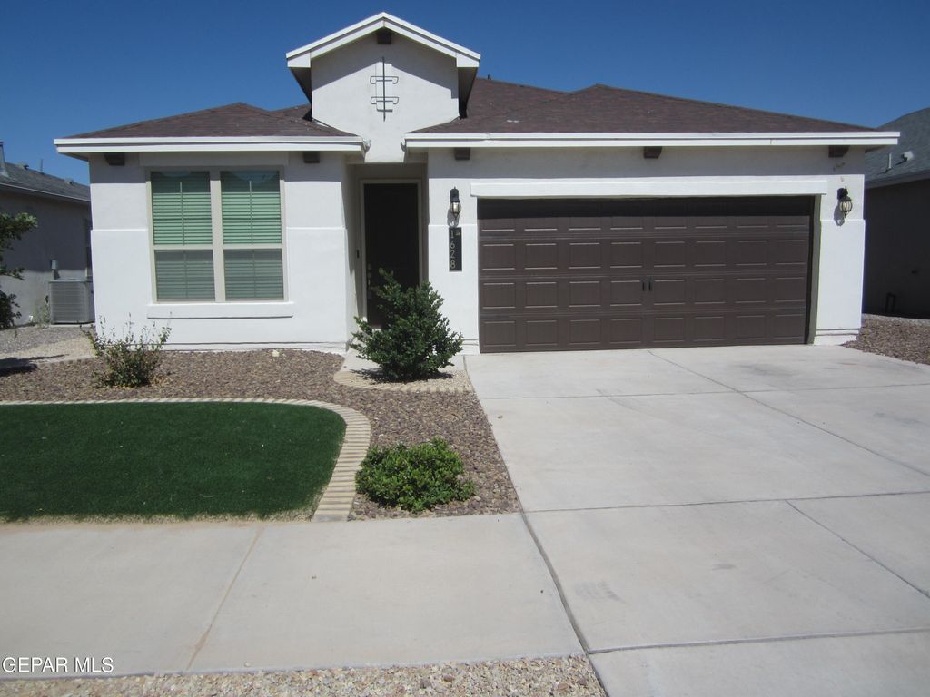 Photo of 1628 Sam Dominguez, El Paso, TX 79928 (MLS # 930657)