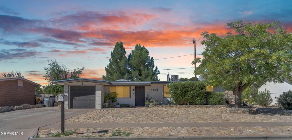 Photo of 4605 SKYLARK Way, El Paso, TX 79922 (MLS # 952753)