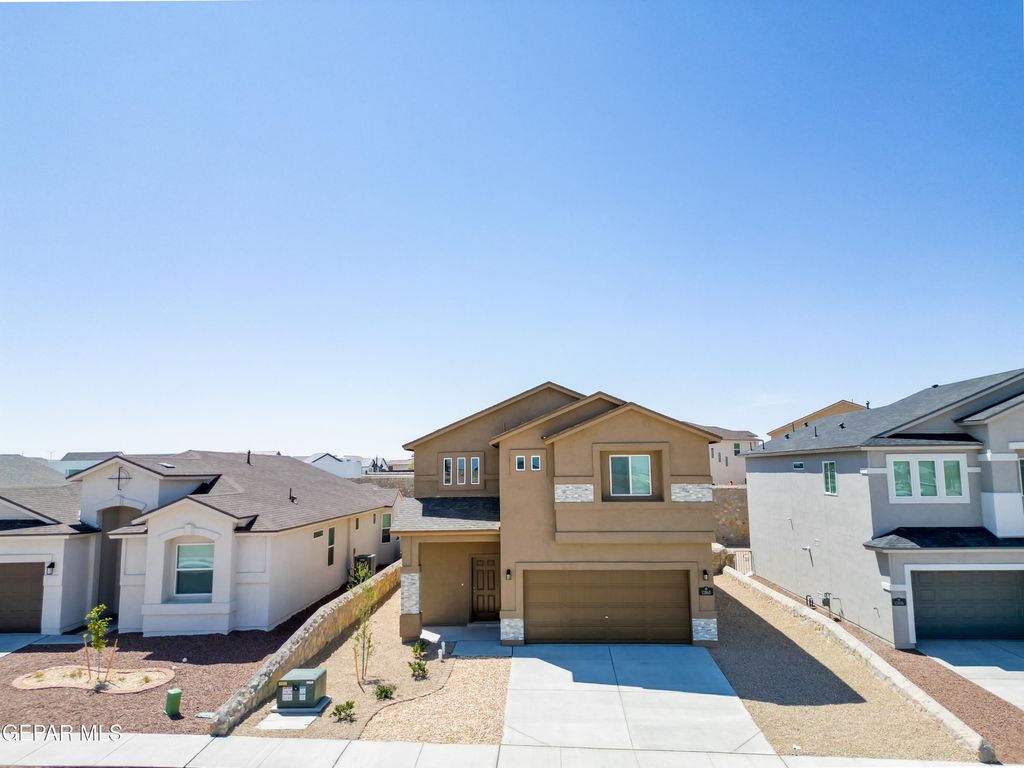 Photo of 12860 Jonathan Raul Way, Horizon City, TX 79928 (MLS # 940232)