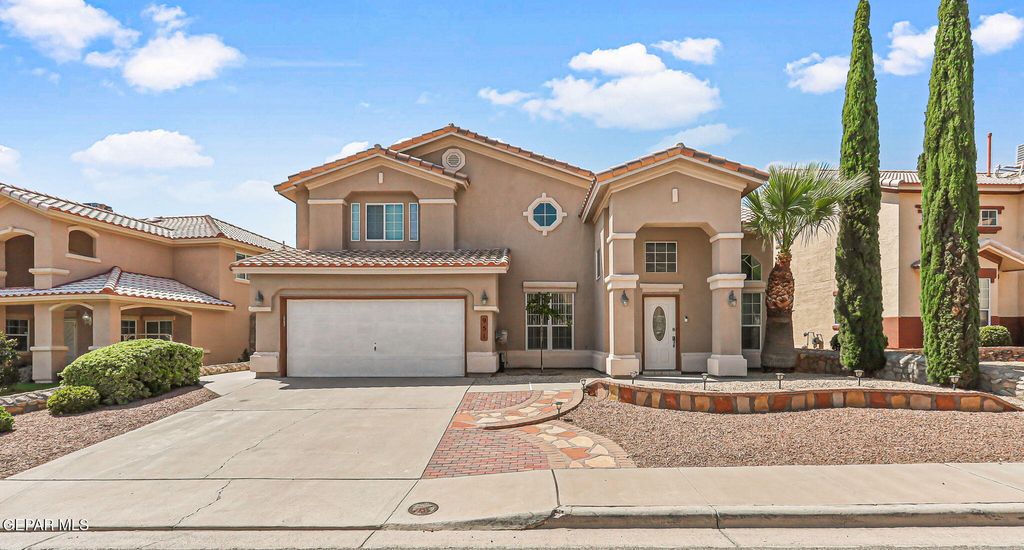 Photo of 951 VIA DESCANSO Drive, El Paso, TX 79912 (MLS # 939245)